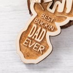 Personalized Deer Head Best Buckin Dad Engraved Wooden Keychain with Bullet Charm and Name Funny Birthday Father's Day Gift for Dad Grandpa