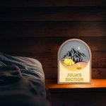 Veilleuse LED en Acrylique Personnalisée avec Texte Motif Tente Décoration à la Chambre Cadeau pour Amoureux de Camping
