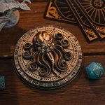 Personlig graverad Cthulhu Dice Spinner med namn Födelsedag Brädspel RPG Bordsfest Present för Cthulhu-älskare