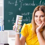 Personalizzato con lettere ispirate a una matita e nome da 20 once, tumbler con cannuccia e spazzola per la pulizia Regalo di apprezzamento per l'inse