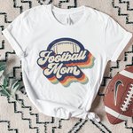 Maglietta personalizzata a tema sportivo Retro Football con nome e numero Costume per il giorno della partita Regalo di compleanno per la mamma calciatrice
