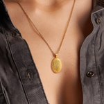 Personalised Retro Birth Flower Bouquet Oval Pendant Necklace Dainty Engraved Jewellery Birthday Anniversary Mother's Day Gift for Women