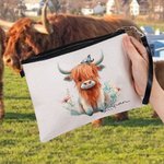 Personalised Cute Highland Cow Women Wristlet Makeup Bag with Name Travel Essentials Birthday Gift for Cowgirl Cow Lovers