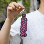 Portachiavi personalizzato in pelle con nome ricamato perfetto per zaini o accessorio per borse da viaggio regalo di compleanno per famiglia e amici