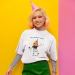 Personalised Cartoon Avatar Photo Victory Gesture Birthday Squad T-shirt Sweatshirt with Text Funny Holiday Party Gift for Family Friend