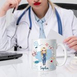 Personalisierte 330ml Mehrfarbigere Cartoon-Krankenschwester Stethoskop-Pille Keramik Tasse mit Namen Geburtstag Geschenk für Krankenschwester