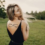 Personalisierte wasserdicht Ungiftigkeit Infinity Symbol Namen Satz von 3 temporäre Tattoos mit Vögeln Party Favor Jahrestag Geschenk für Familie Freu