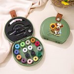 Kit de Costura Personalizado Portátil Highland Cow Sunflower Caja de Almacenaje con Nombre Herramientas de Costura Suministros Regalo para Sastre