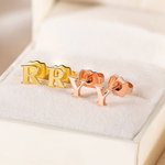 Boucles d'Oreilles Minimalistes Personnalisés avec Initiale Cadeau Anniversaire Noël pour Femme