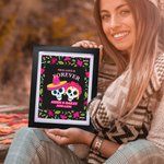 Gepersonaliseerd Mexicaans Bloemen Suikerschedelkader met Namen en Datum Huisdecoratie Dag van de Doden Huwelijksgeschenk voor Pasgetrouwd Paar