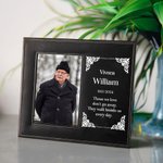 Marco de fotos de piel personalizado Walk Beside Us Every Day con nombre y año Regalo conmemorativo de simpatía por la pérdida de un ser querido