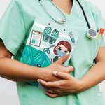 Henkilökohtainen Cartoon Medical Tools raidallinen roikkuu leikepöydän matalan profiilin Clip Valmistuminen arvostus lahja Sairaanhoitaja Lääkäri Medical Student