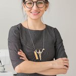 Personalised Vintage Tulip Scissors with Necklace Case Cross Stitch Supplies Birthday Gift for Sewing Enthusiast