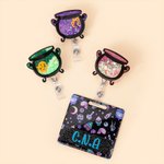 Henkilökohtainen Shaker Glitter Witch Cauldron Badge Reel ID haltija tekstillä Badge Buddy Nurse Week Halloween lahja lääketieteelliselle henkilökunna