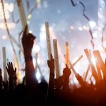 Set de 10 Bâtons Lumineux LED Personnalisés avec Texte Accessoire en Mousse Cadeau Mariage Club Musical pour Couple Amoureux de Concert