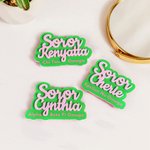 Distintivo magnetico acrilico personalizzato della sorellanza con nome Accessori della sorellanza Capitolo Riunioni Regalo per la sorella amica