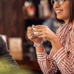 Personalized Medical Emergency Alert ID Elastic Pink Beaded Bracelet with Engraved Text First Aid for Allergy Diabetic Women