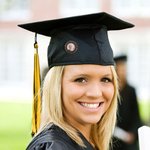 Personalized Retro Lace Frame Round Memorial Photo Pin Brooch Wedding Graduation Gift for Graduates Bride Groom