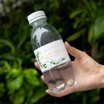 Lot de 30 Étiquettes de Bouteilles d'Eau Personnalisées avec Nom et Date Cadeau pour les Fiançailles Fête de Mariage Bridal Shower