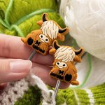 Personalized Highland Cow Silicone Knitting Needle Stoppers Point Protectors with Initial Set of 2 Birthday Gift for Knitting Crochet Lovers