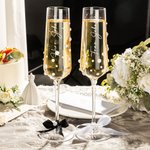 Personalisierte 2er Champagnergläser mit Gravierten Namen 222 ml Kristall-Champagnerkelche mit Perlen Schleifen Hochzeit Oktoberfest Geschenk für Paar