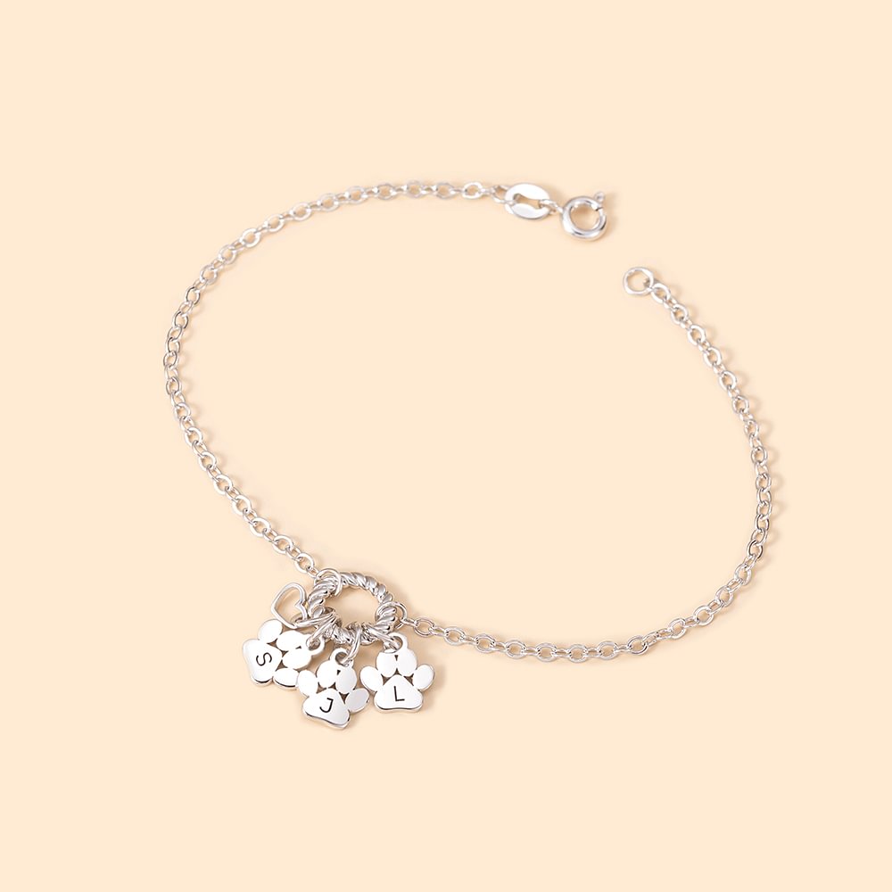 Bracelet personnalisé 1-5 Paw Print Charm Twisted Circle with Initial Dog Cat Mom Jewelry Birthday Memorial Gift for Women