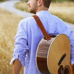 Gepersonaliseerde Retro Western Rozen Verstelbare Leren Gitaarriem met Naam Muziek Accessoires Verjaardagscadeau voor Gitaarspeler