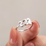Anello personalizzato Angelo Numero Significato Positivo 3D Bolla Lettera Dainty Gioielli Compleanno Anniversario Gratitudine Regalo per Donne Ragazze