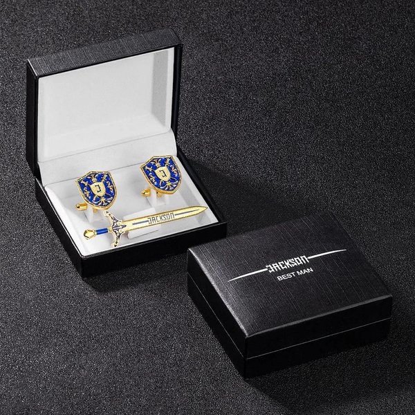 Personalisierte Ritter-Stil Manschettenknöpfe Krawattenklammer Set mit Namen aus Messing Vintage Anzug-Zubehör Geburtstagsgeschenk für Freund