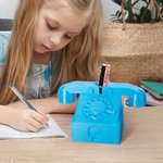 Personalisierte 3D rosa Puppe inspiriert Telefon Design Pinselhalter mit Namen Schreibtisch Dekoration Geburtstagsgeschenk für Mädchen Kinder