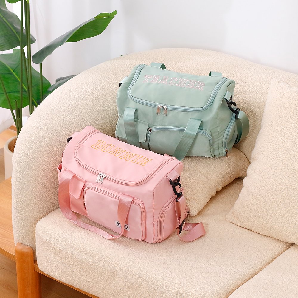 Sac de Voyage Imperméable Personnalisé avec Nom Brodé Sac à Bandoulière Multi-Compartiments Cadeau Anniversaire Noël Retour à l'École pour Femme Fille