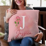 Personlig Födelseblomma Initial Kuddfodral med namn Heminredning Bachelorette Party Present till henne