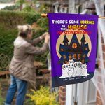 Drapeau de Jardin Personnalisé avec Titre 1-6 Fantômes de Chien et Noms Décoration Mignonne de Jardin Cadeau Fête Halloween pour Famille
