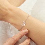 Bracelet Orné de Pendentif Papillon Personnalisé avec Pierre de Naissance Délicate Cadeau Anniversaire Noël pour Femme