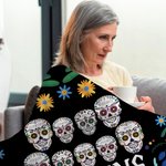 Couverture douillette mexicaine personnalisée avec nom Décoration gothique pour la maison Anniversaire Jour des Morts Cadeau pour la famille