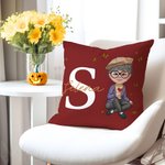 Personlig kvinna tecknad karaktär fjärilar design kasta kuddeöverdrag med initialer och namn heminredning pensionering födelsedagspresent för mormor mamma