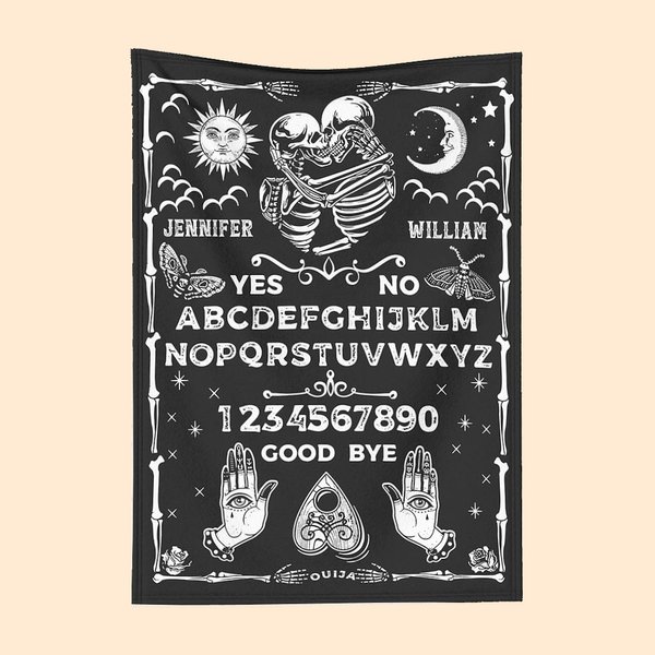 Coperta personalizzata Sun Moon Hugging Skeleton Ouija Board con nome Gothic Home Decor Halloween Wedding Gift per coppia di amanti Ouija