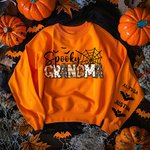 Personalised Spooky Mama Grandma Pumpkin Bat Design Crewneck Sweatshirt with 1-8 Names Halloween Costume Gift for Women