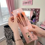 Personalised Y2K Birth Flower Cartoon Girl Portable Leather Makeup Brush Bag with 8 Pcs Brushes Birthday Gift for Women