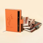 Cahier A5 en Cuir PU Personnalisé avec Nom et Fleur de Naissance Gravés Carnet avec Stylo en Bois Cadeau Anniversaire Noël pour Professeur Élève