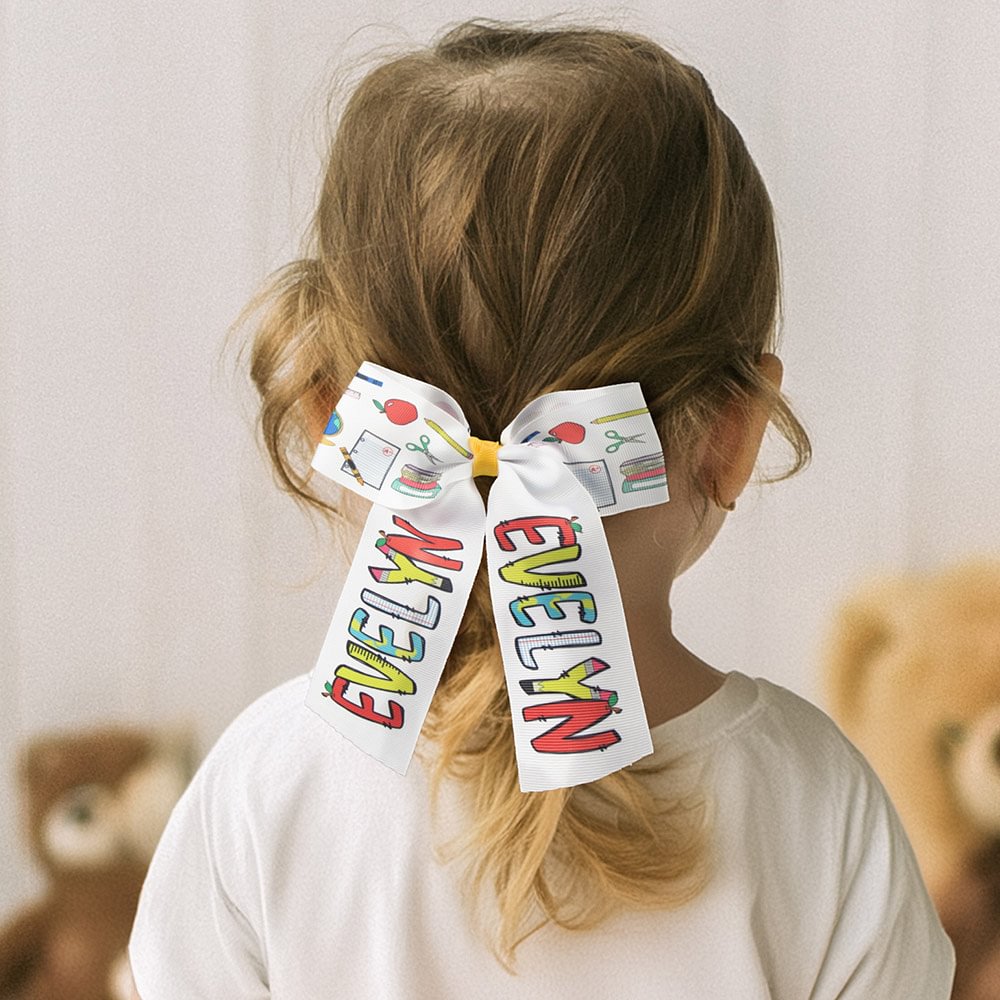 Attache de noeud pour cheveux avec nom Accessoire pour cheveux Cadeau pour filles pour le premier jour de l'école maternelle