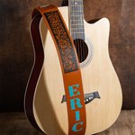 Gepersonaliseerde Retro Western Rozen Verstelbare Leren Gitaarriem met Naam Muziek Accessoires Verjaardagscadeau voor Gitaarspeler