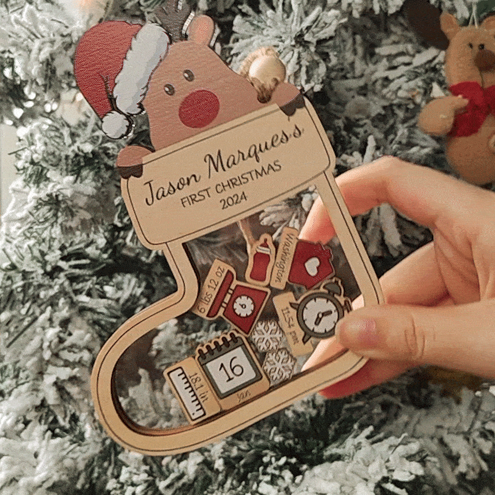 Personalisierte niedliche Rentier Strumpf Form hölzerne schütteln Weihnachten Ornament mit Namen erste Weihnachten neugeborenes Geschenk für Baby Jungen Mädchen