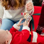 Personalisierte niedliche Rentier Strumpf Form hölzerne schütteln Weihnachten Ornament mit Namen erste Weihnachten neugeborenes Geschenk für Baby Jungen Mädchen