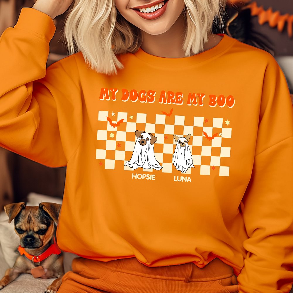 Sweatshirt Personnalisé avec 1-4 Chiens de Fantômes et Noms My Dog Is My Boo Cadeau Halloween pour Amoureux d'Animal de Compagnie