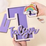 Personlig spargris med tecknad bokstav och klart fönster med namn Barnkammardekoration Födelsedagspresent för pojkar Flickor