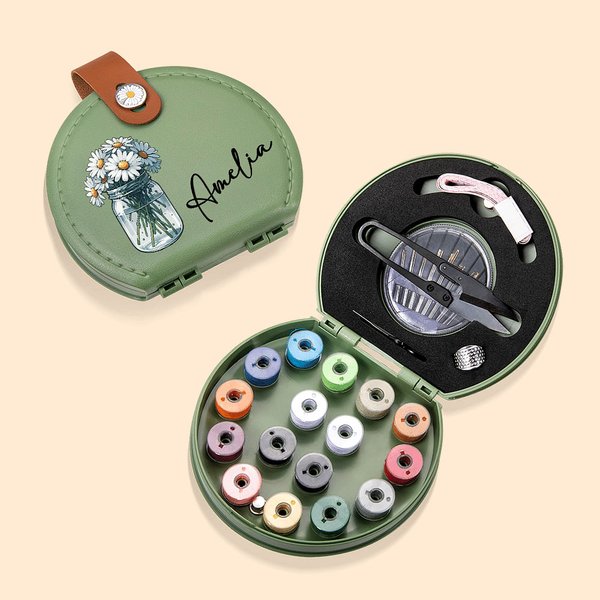 Kit de couture portable personnalisé pour bouquets de fleurs de naissance Boîte de rangement avec nom Outils de couture Fournitures Cadeau pour taille