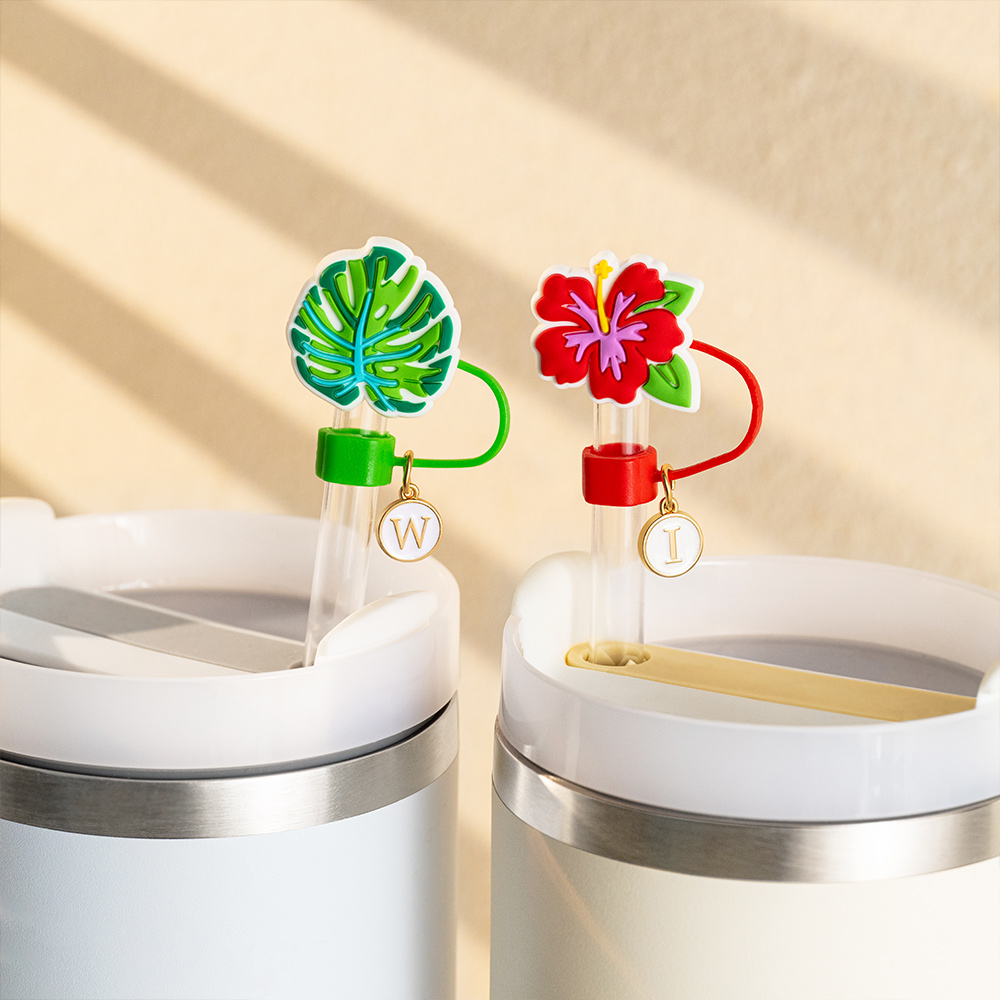 Personnalisé Tournesol Palmier Éléments d'été Couvercle de paille avec breloque initiale Accessoires pour Stanley Vacation Party Gift for Women Girls