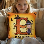 Personalizada de dibujos animados bruja vampiro suave almohada cubierta con la inicial y el texto decoración del hogar Halloween regalo para niños niñ
