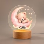 Veilleuse LED Acrylique Personnalisée avec Nom Style Bébé Ourson Endormi Décoration de Chambre avec Socle en Bois Cadeau Noël pour Garçons et Filles